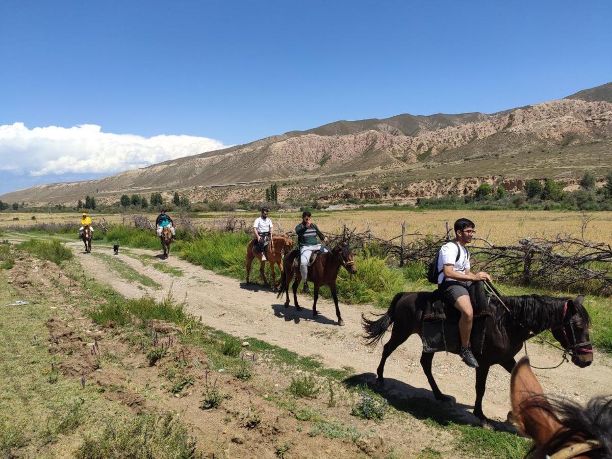 Eco Village Lodge Dzhetyoguz エクステリア 写真