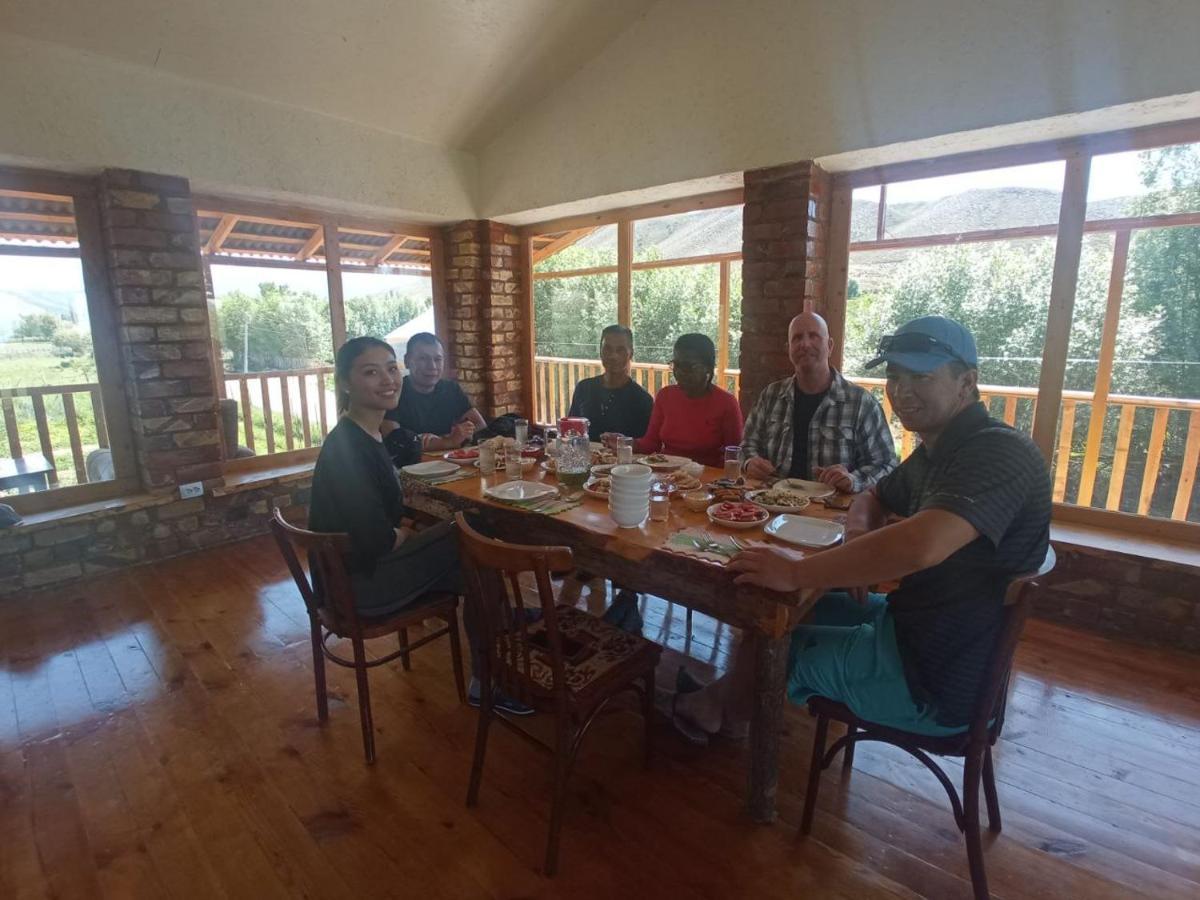 Eco Village Lodge Dzhetyoguz エクステリア 写真