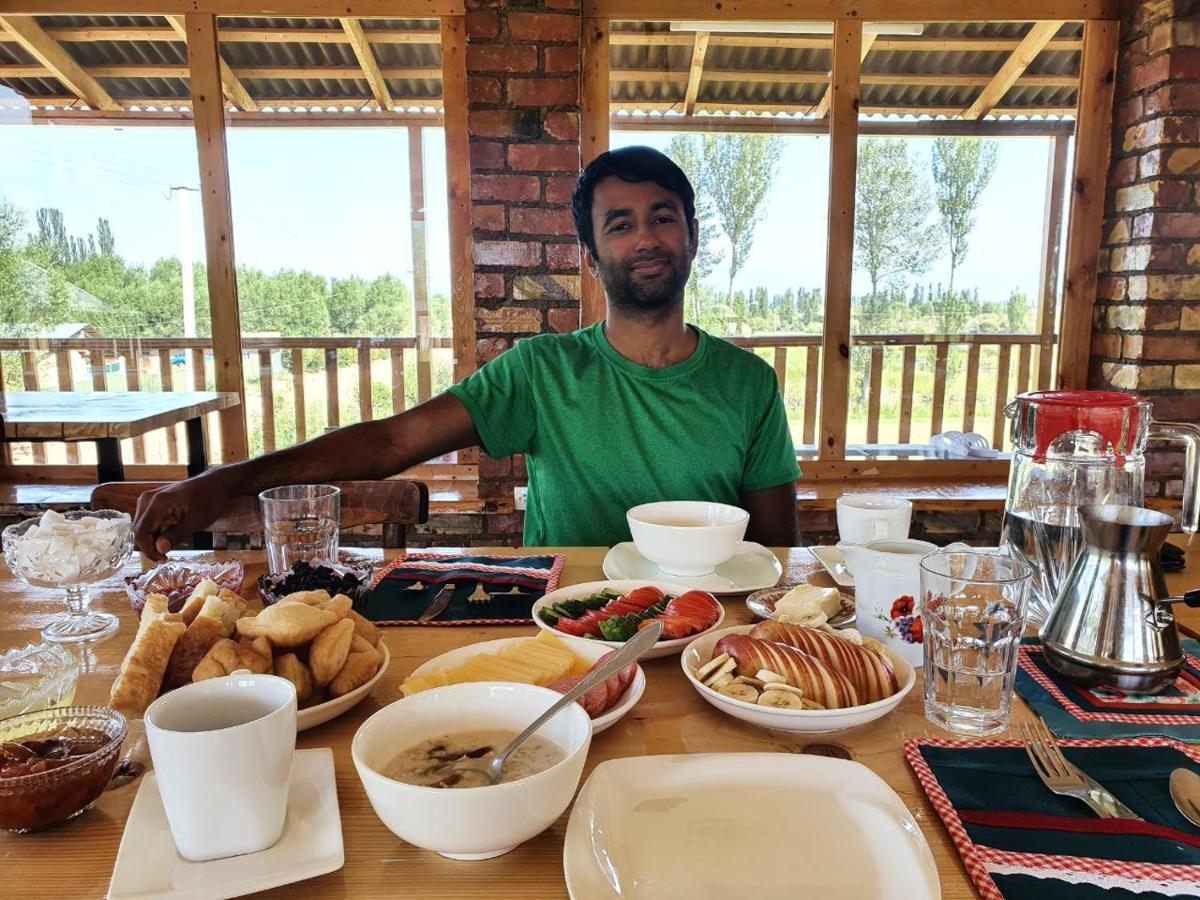 Eco Village Lodge Dzhetyoguz エクステリア 写真