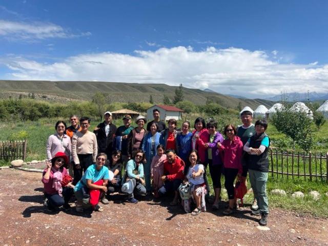Eco Village Lodge Dzhetyoguz エクステリア 写真