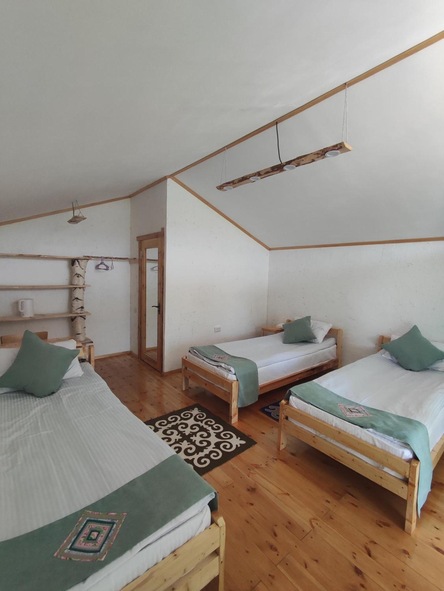 Eco Village Lodge Dzhetyoguz エクステリア 写真