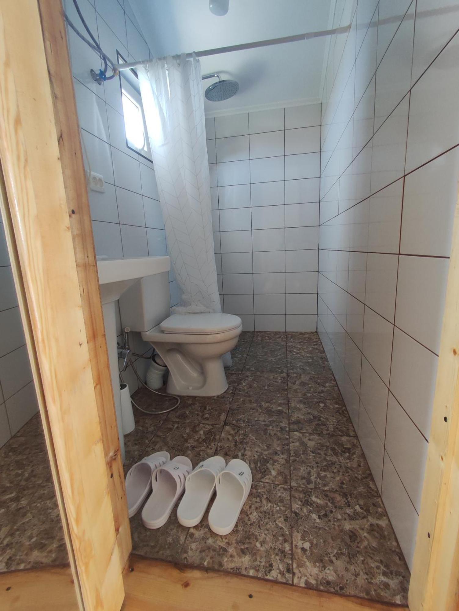 Eco Village Lodge Dzhetyoguz エクステリア 写真